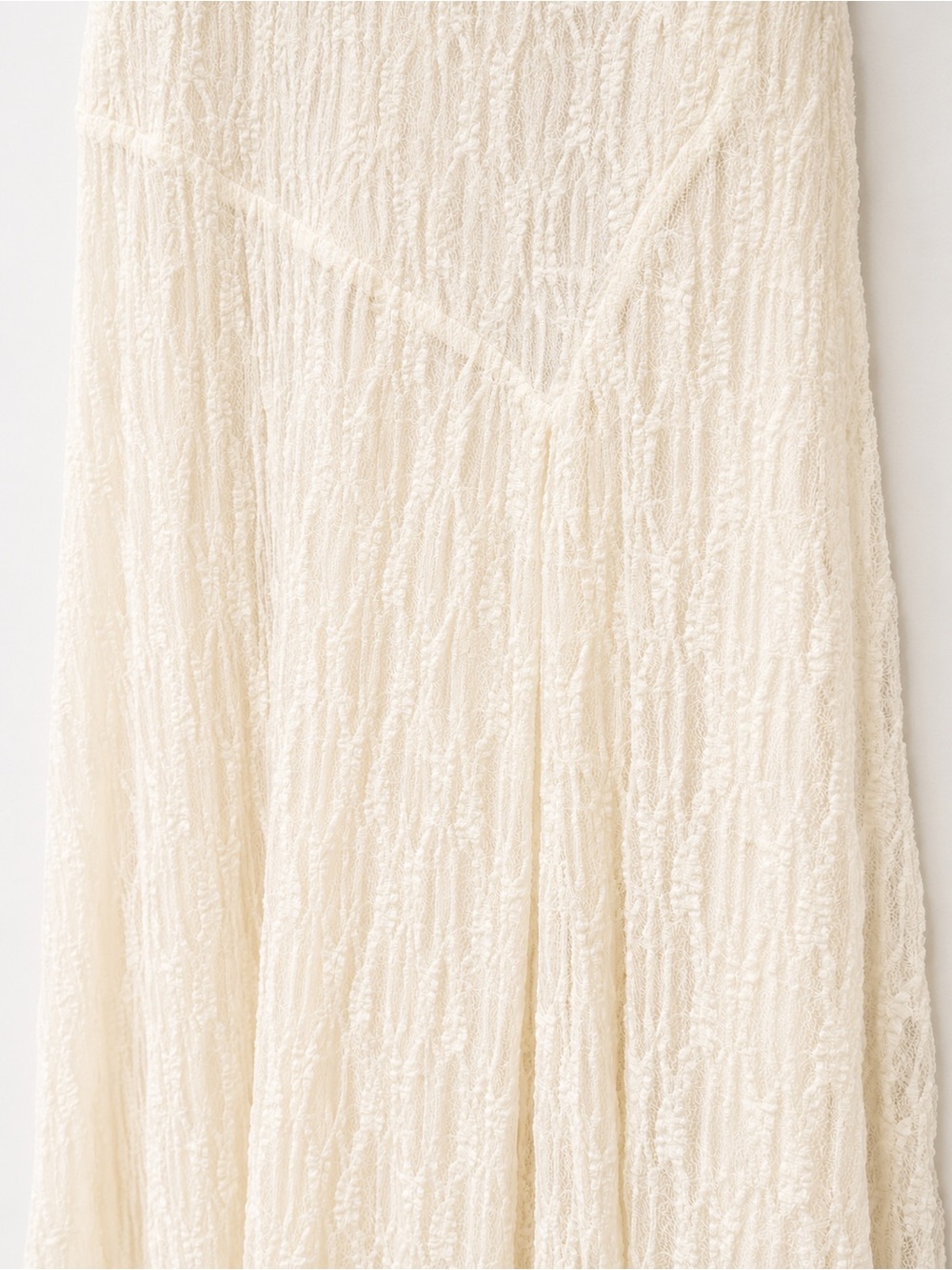 Sleeveless Cream Lace Maxi Dress with Boat Neck - Picture 3 of 6